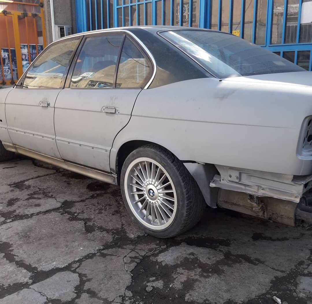 صافکاری pdr حرفه ای بیات در همدان